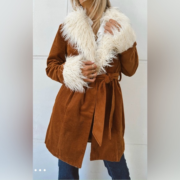 Show Me Your Mumu Penny Lane Coat Sienna Corduroy Jacket Faux Fur Trim NWT - Picture 2 of 15